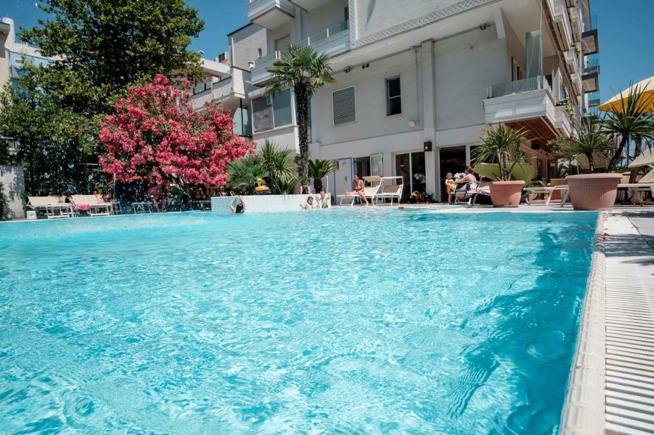 Hotel Si 3*