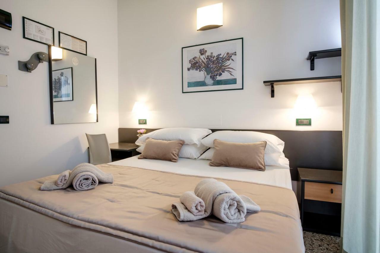 Hotel Si 3*